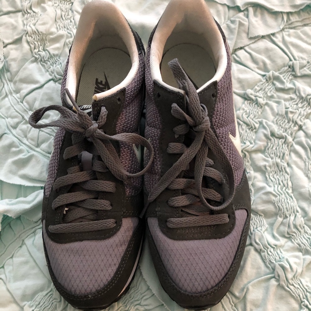 NWOT Nike Shoes